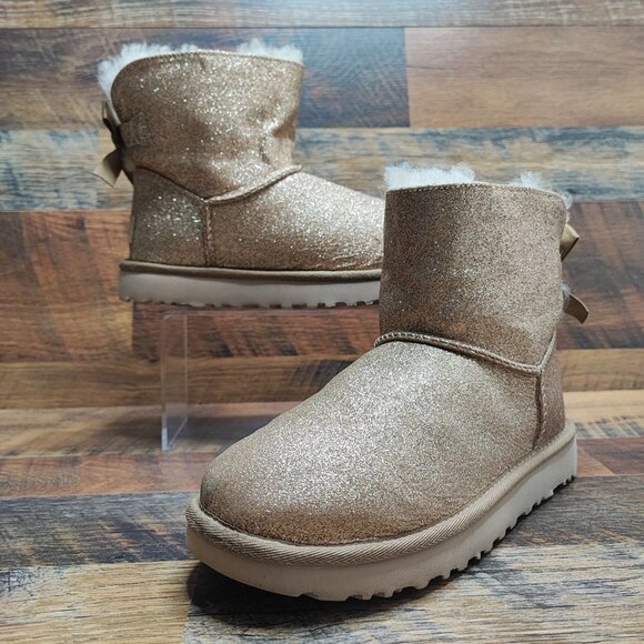 UGG Women's MIni Bailey Bow Sparkle Gold Glitter Boots Size 6 - Picture 1 of 8